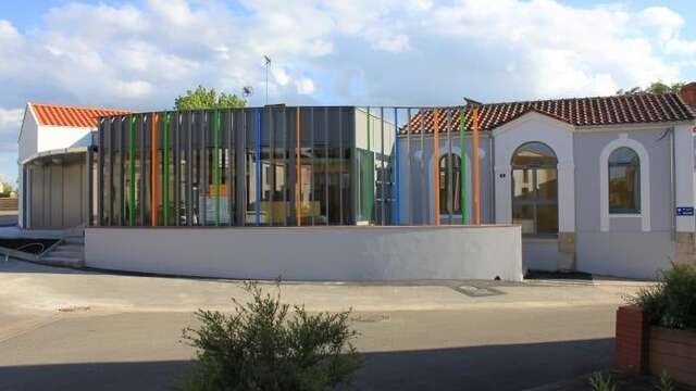 BIBLIOTHÈQUE LA PLACE AUX LIVRES