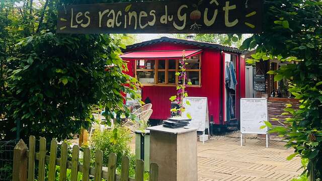 Soirée karaoké déguisé au bar Les Racines du Goût