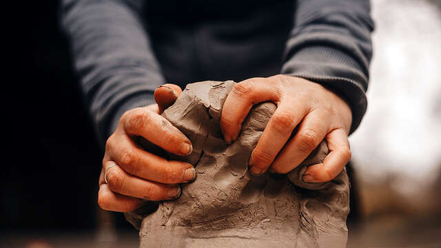 Atelier de modelage en terre à faïence (adultes)