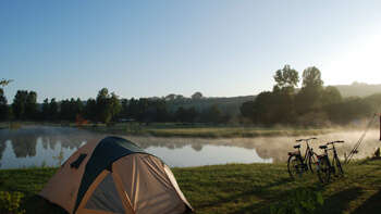 Aire de stationnement et de service du Camping Le Marqueval