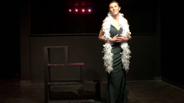 DINER SPECTACLE - Maupassant insolent