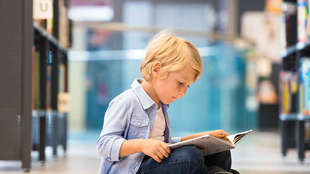 Des bébés et des livres