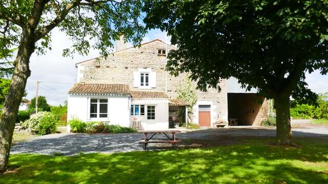 Chez pépé, Maison familiale au cœur du Marais Poitevin, IDEAL pour la pêche