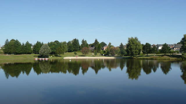 Etang de pêche 'de La Roche' Meuzac