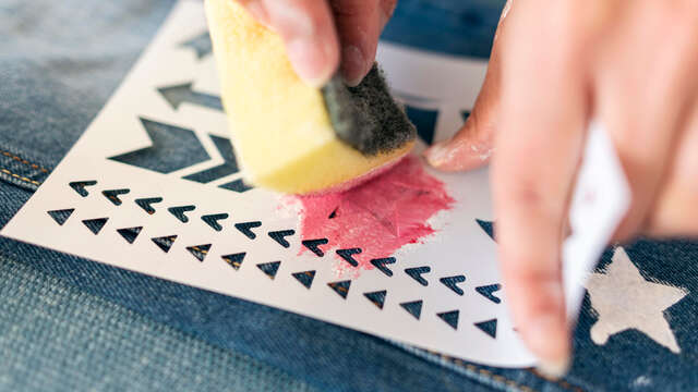 Les ateliers des enfants : Poichoir sur toile