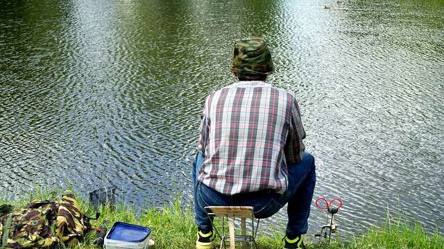 Pêche à l'étang du Moulin-Neuf