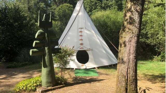 Tipi du Pré en Bulle