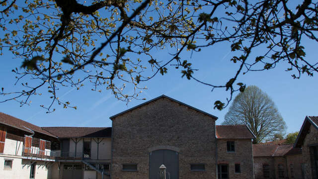 Visite libre - la ferme et le village de Villefavard