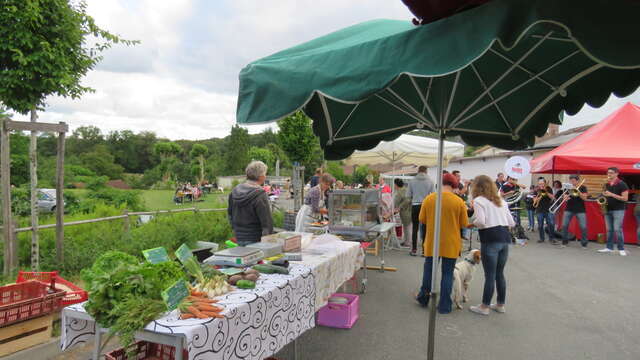 Marché fermier semi-nocturne à Maisonnais-sur-Tardoire et concert gratuit