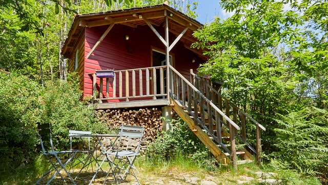 Cabane sur Pilotis les Bois de Saint Auvent