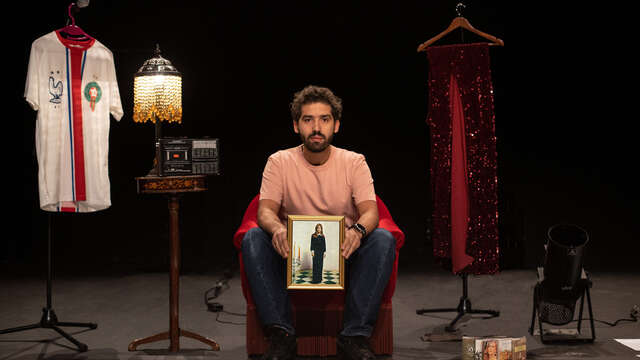 Agora Pôle National Cirque - Ma république et moi / Compagnie IWA - Issam Rachyq Ahrad