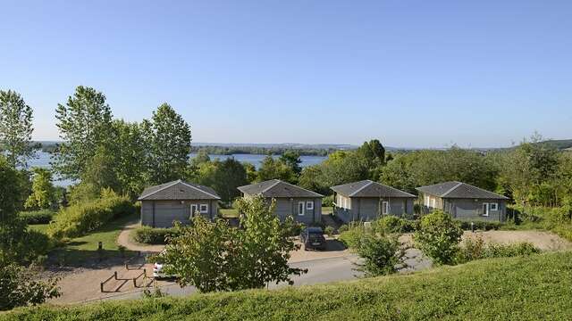 Les Chalets du Lac - LÉRY-POSES EN NORMANDIE