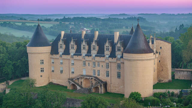 Parcours Explor Games® : Rochechouart, un château d'art et d'étoiles !