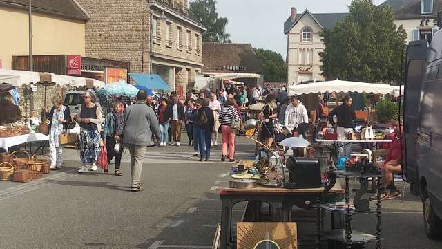 Brocante / Vide grenier