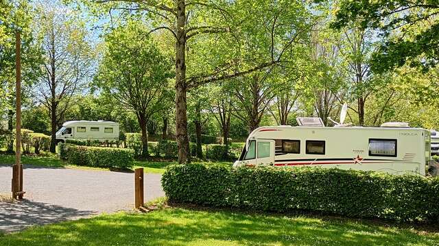 Aire d'accueil : Camping de mon village Pierre-Buffière