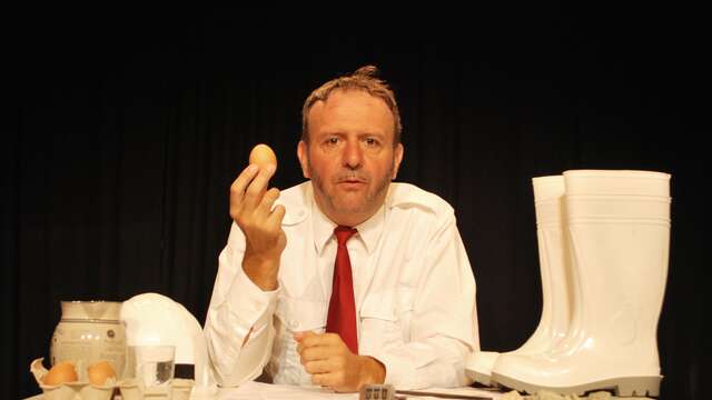 Agora Pôle National Cirque - Pourquoi les poules préfèrent être élevées en batterie / Jérôme Rouger - La Martingale