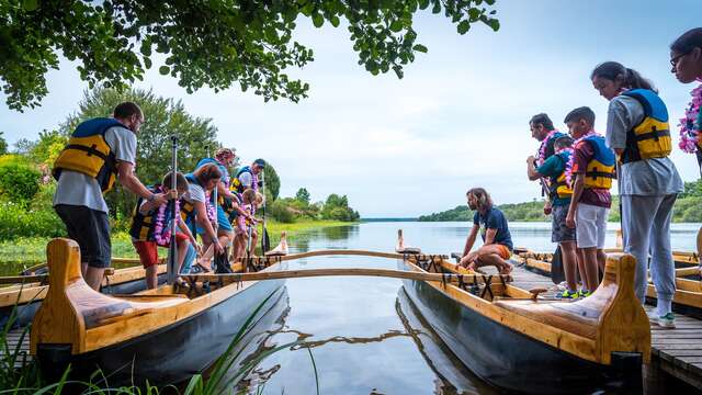 Balade  en pirogue hawaiënne d'ouverture de la saison