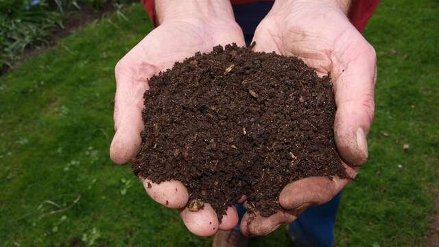 Atelier "construire son compost"
