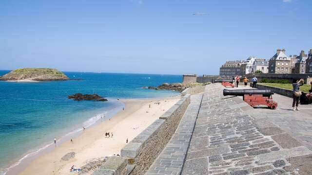 Saint-Malo accessible : les remparts Parcours 1