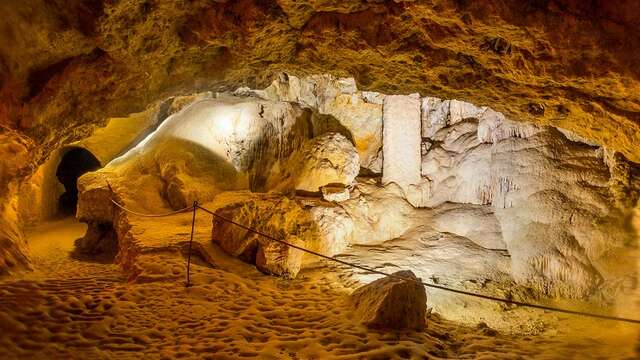 Grottes Pétrifiantes de Savonnières-Villandry