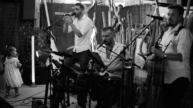 Concert Live - Groupe Les ZinZin et Dj Set avec Christo G à L'Infini Plage