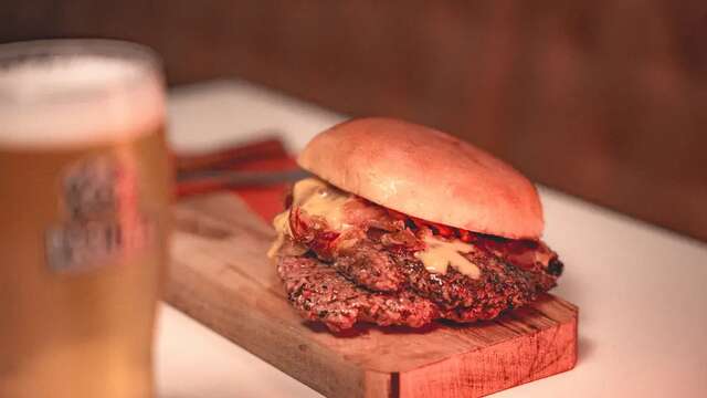 LE BISTROT MEDITERRANEE NAPO PIZZA