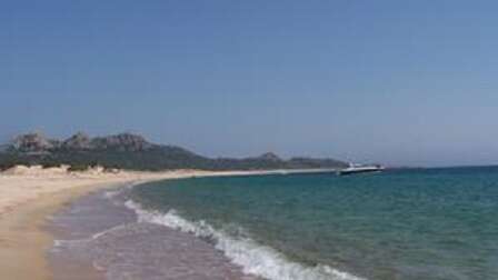 PLAGE D' ERBAJU