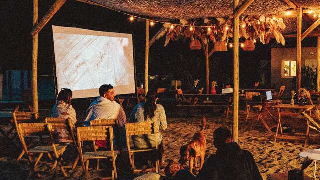 CINEMA EN PLEIN AIR A LA GUINGUETTE CATALINETTA
