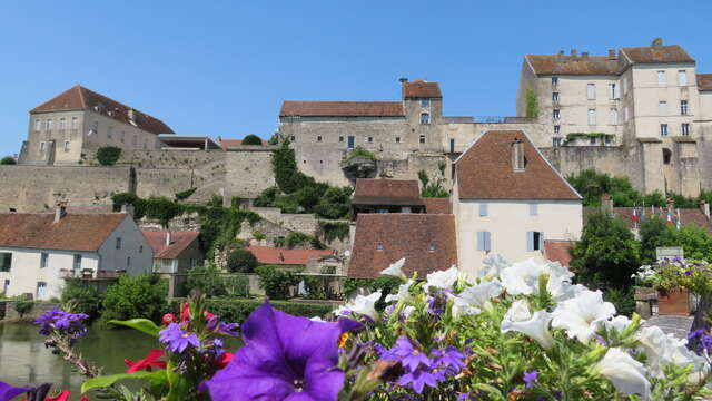 Visite guidée du village de Pesmes