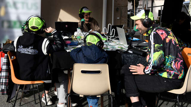 Atelier radio "Radio Banane" avec le Collectif la Méandre