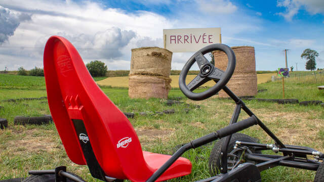 Activités d'été à la ferme des récollets : labyrinthe, karting