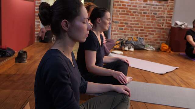 L'Art fait du yoga au Musée de Flandre