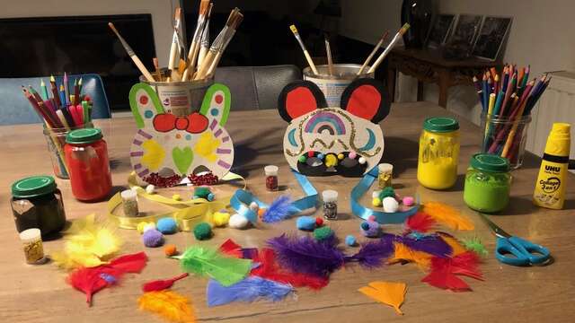 Atelier masque de carnaval à la ferme aux paons