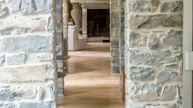 Le Couvent de la Salette