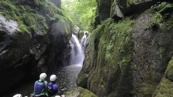 Bureau des Moniteurs d'Argences-en-Aubrac - Canyoning