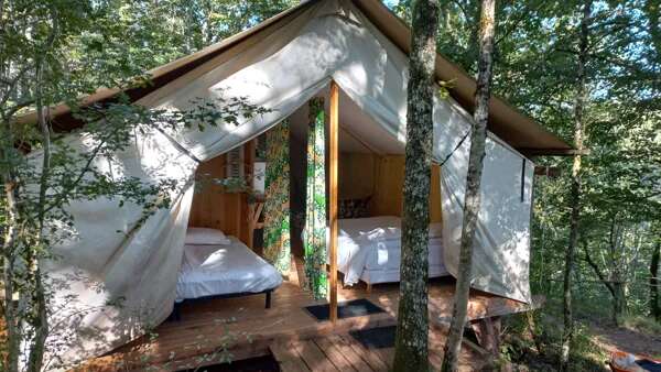 Camping Terre Rouge
