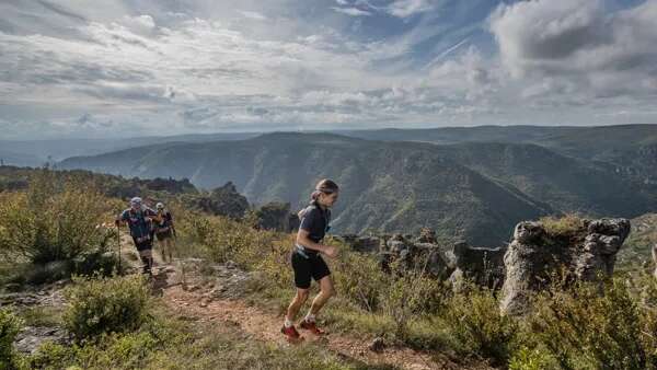 Marathon du Larzac 2025 (34,6 km - Festival HOKA les Templiers)