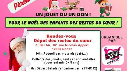 Parade des mères et pères Noël motards