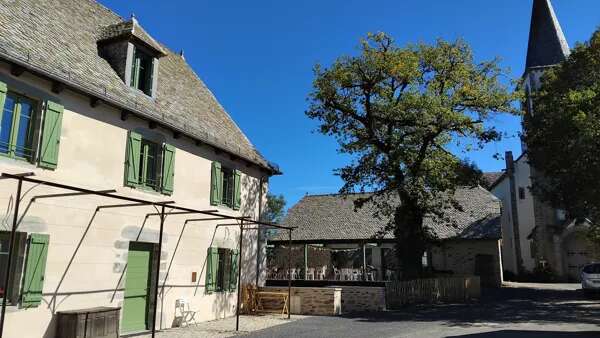 Gîte d'étape du Café de Roussy - Le Nid
