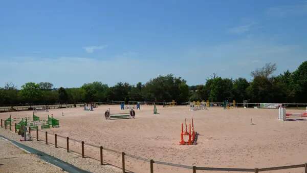 Combelles centre équestre Rodez Agglomération