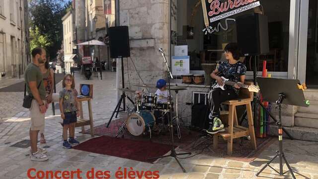 Quand l'Hôte Bureau fête la musique