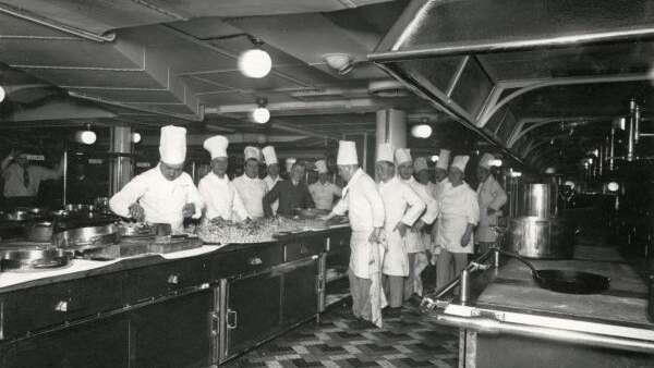 Normandie (1935) : cuisines en chantier - visite-flash à l'Écomusée