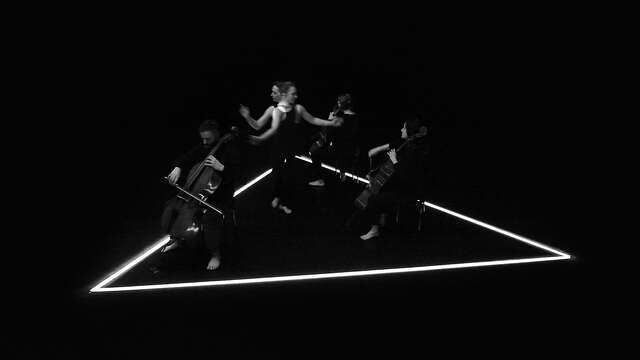 Bach to 3D : concert instrumental chorégraphié sous casque