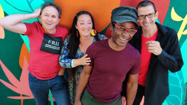 Petit balcam & grandes oreilles