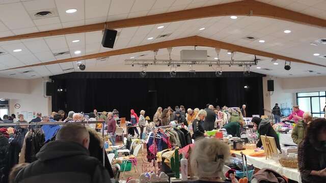 Vide-greniers de l'association La compagnie Kouviadenn