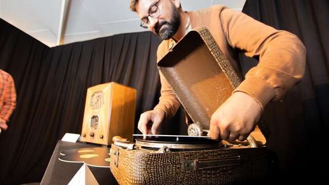 Les Nazairiens s'expriment en chansons, visite-flash à l'Écomusée