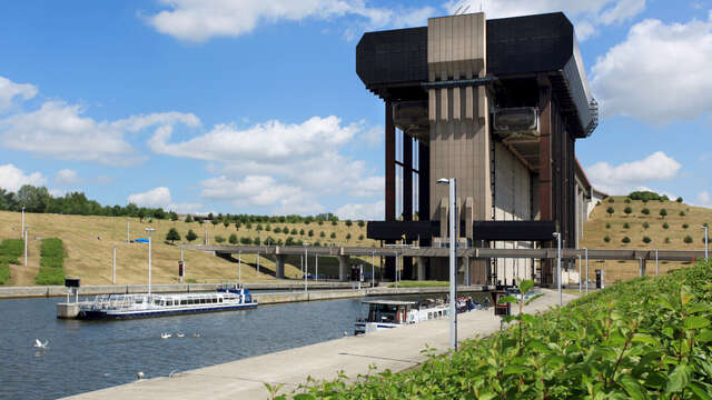 Excursions en bateau - Voies d'Eau du Hainaut