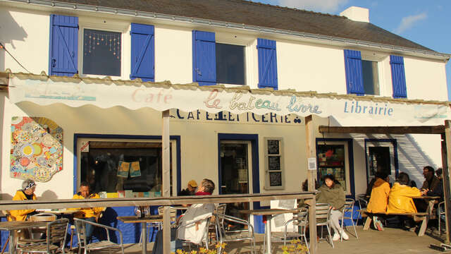 Café-Librairie le Bateau Livre