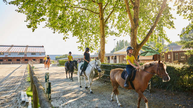 Centre équestre Manège des Platanes