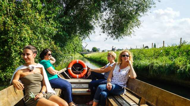 VISITE | Balade en bateau traditionnel dans le marais audomarois